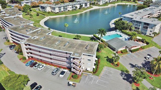 2682 Garden Drive S 301, Lake Worth, FL 33461