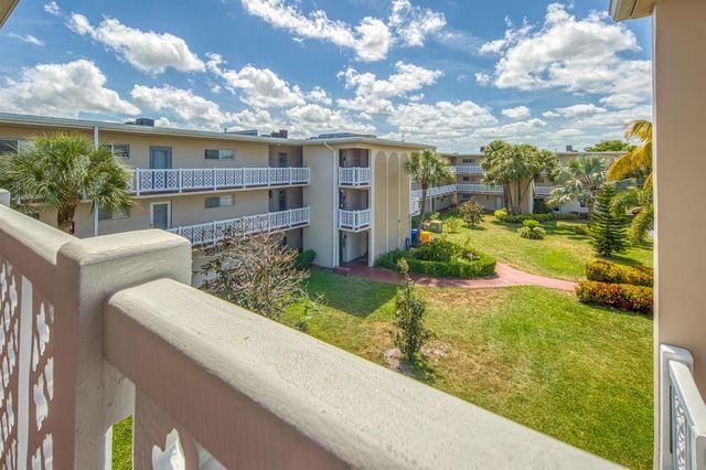 2682 Garden Drive S 301, Lake Worth, FL 33461