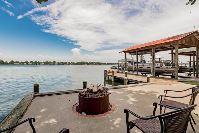 10105 Island Rd, Ventress, LA 70783