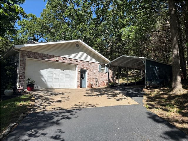 1513 Bobby Street, Berryville, AR 72616