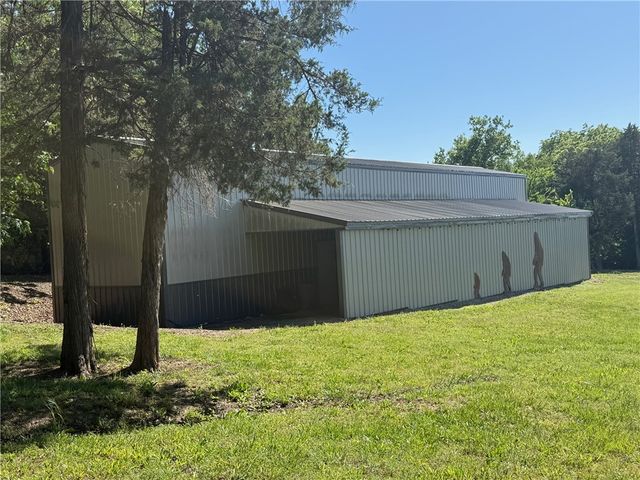 1513 Bobby Street, Berryville, AR 72616