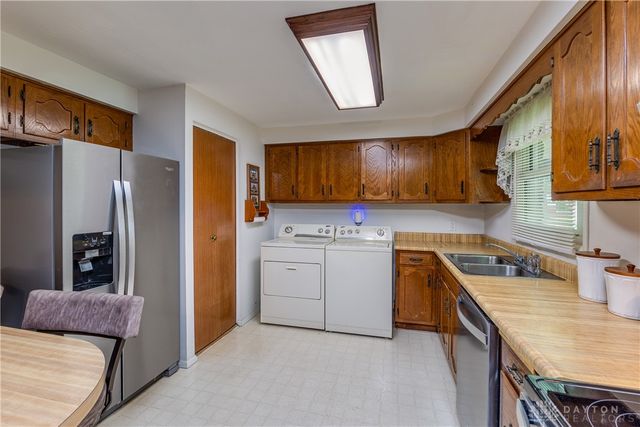 1004 Bristol Drive, Vandalia, OH 45377