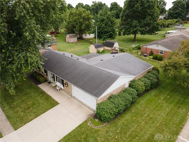 1004 Bristol Drive, Vandalia, OH 45377
