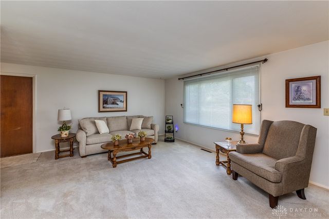1004 Bristol Drive, Vandalia, OH 45377