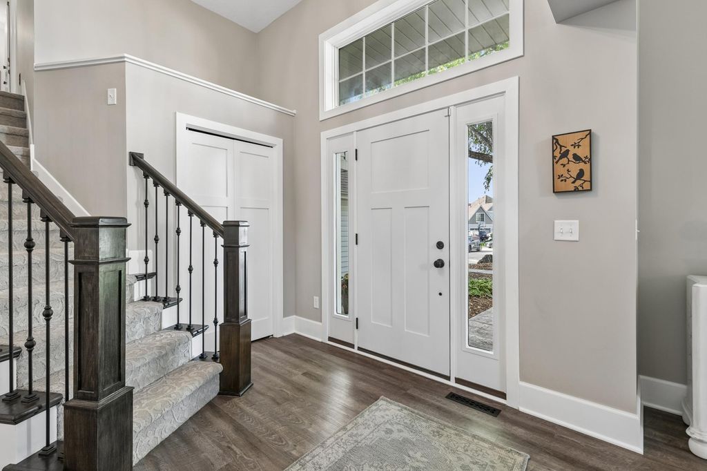 505 Severn Way, Eagan, MN 55123 — photo 2