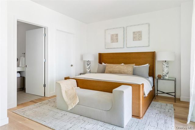 100 Boardwalk L4A, Long Beach, NY 11561