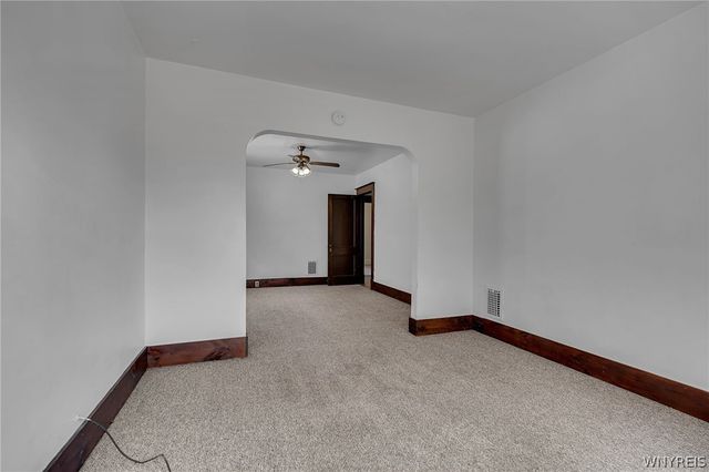 565 Military Road, Buffalo, NY 14207