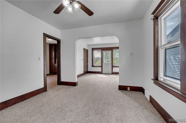 565 Military Road, Buffalo, NY 14207