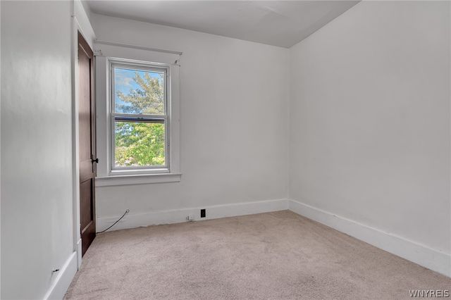 565 Military Road, Buffalo, NY 14207
