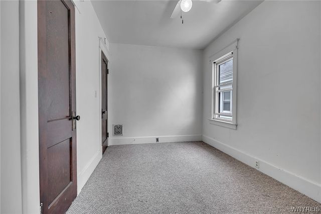 565 Military Road, Buffalo, NY 14207