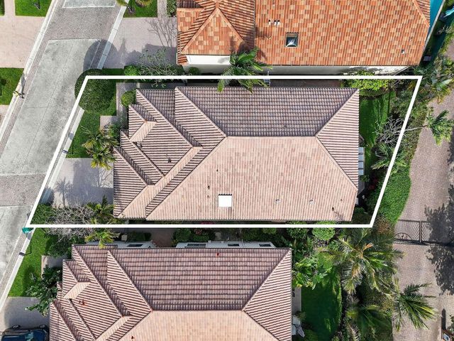 302 Alicante Drive, Juno Beach, FL 33408