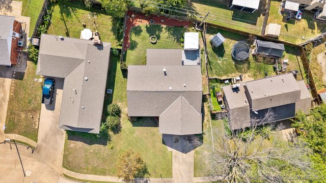 2138 Jefferson Road, Bartlesville, OK 74006