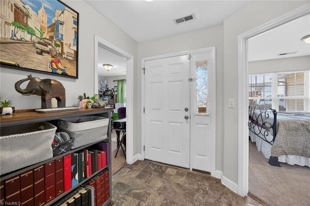 2083 Tea Berry Court, Winston-salem, NC 27127