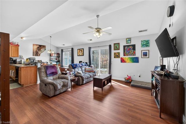 2083 Tea Berry Court, Winston-salem, NC 27127