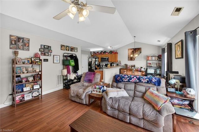 2083 Tea Berry Court, Winston-salem, NC 27127