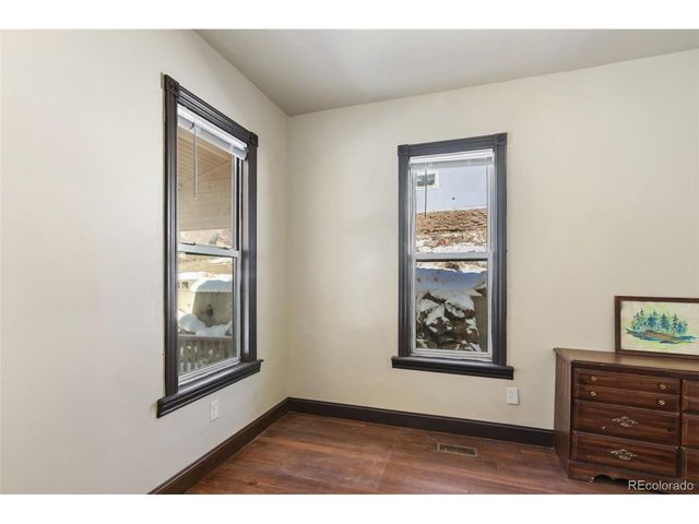 112 S 6th St, Victor, CO 80860