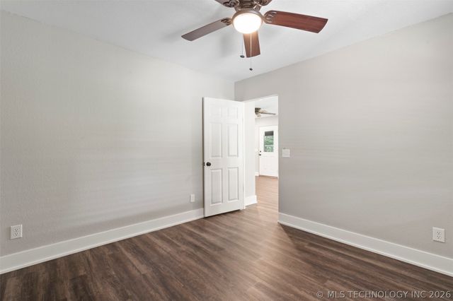 56201 County Road 660 Road, Colcord, OK 74338