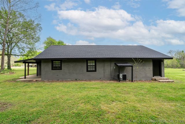 56201 County Road 660 Road, Colcord, OK 74338