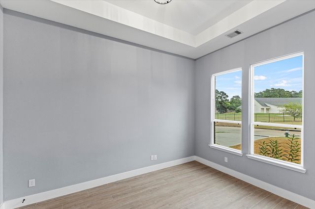 250 Hampton Glen Road, Montgomery, TX 77356