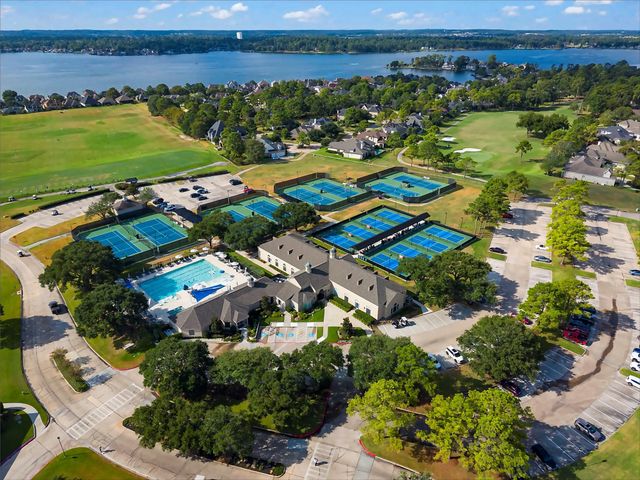 250 Hampton Glen Road, Montgomery, TX 77356