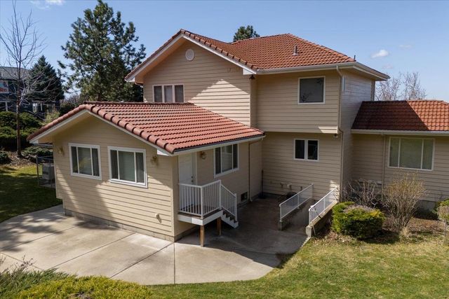 5915 S Dearborn Rd, Spokane, WA 99223