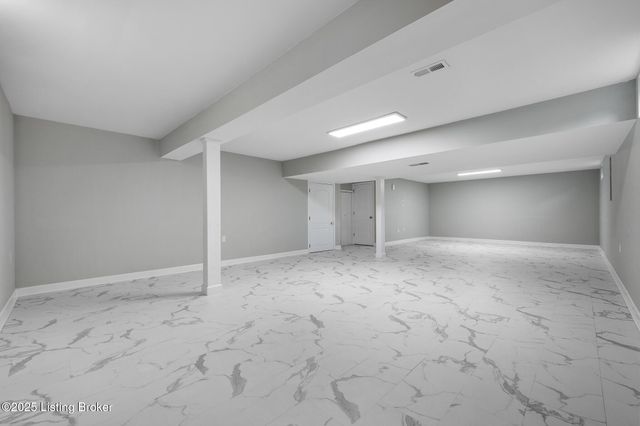 9108 Tamarack Grove Ln, Louisville, KY 40291