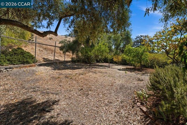 418 Marshall Drive, Walnut Creek, CA 94598