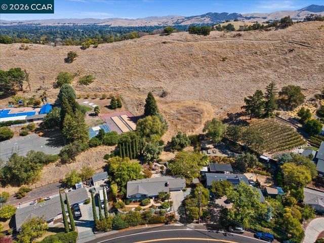 418 Marshall Drive, Walnut Creek, CA 94598