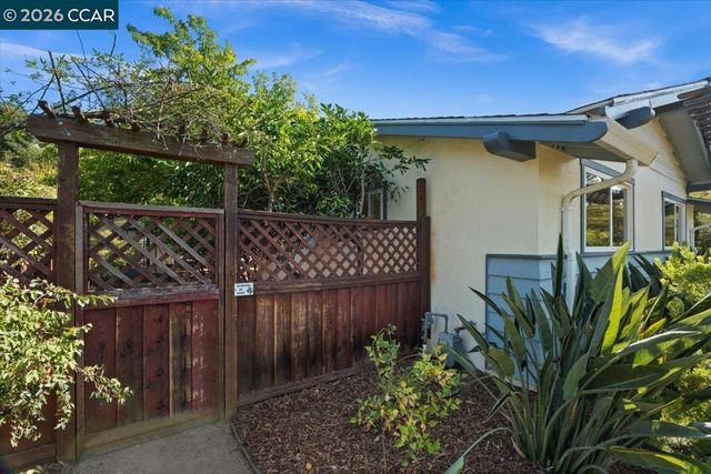 418 Marshall Drive, Walnut Creek, CA 94598