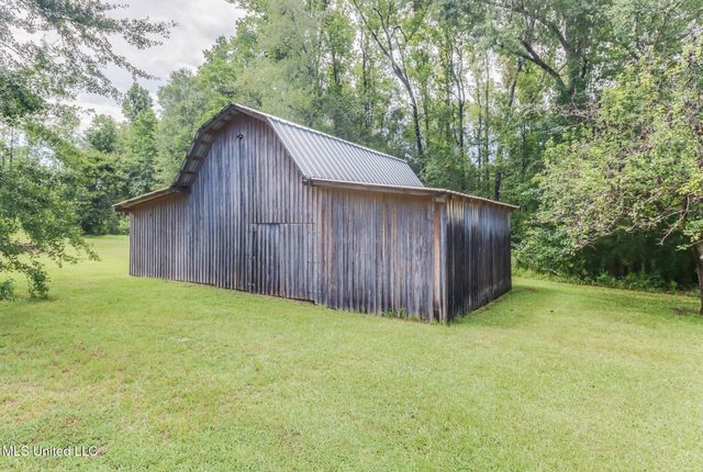 1425 E Mchenry Road, Perkinston, MS 39573