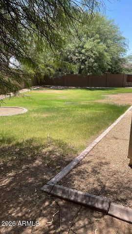 1814 W CALLE ESCUDA --, Phoenix, AZ 85085