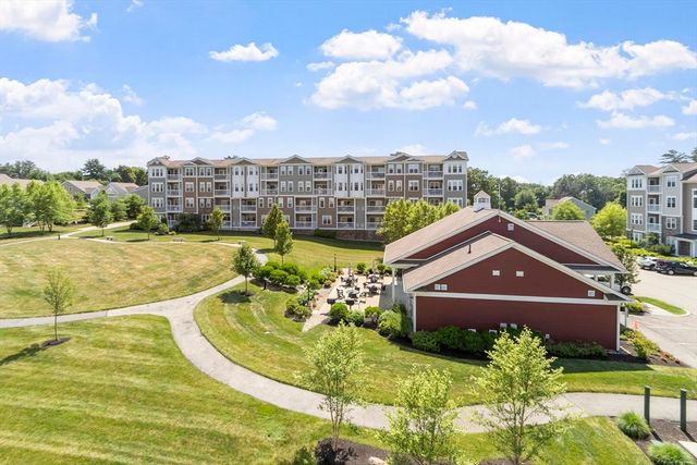 6 Overlook Dr 305, Andover, MA 01810