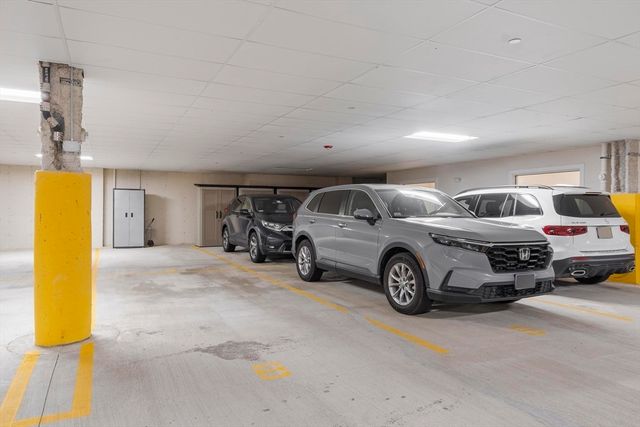 6 Overlook Dr 305, Andover, MA 01810