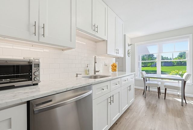 27 Country Hill Road 27, Holden, MA 01522