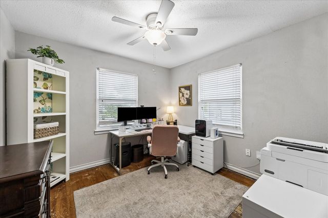 5015 Caplin Street, Houston, TX 77026