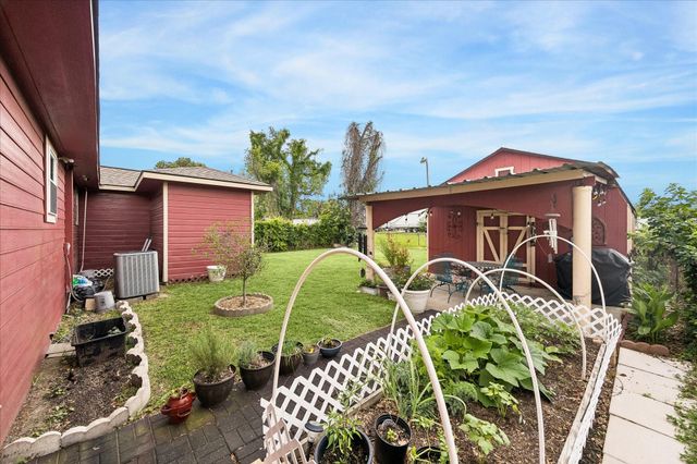 5015 Caplin Street, Houston, TX 77026