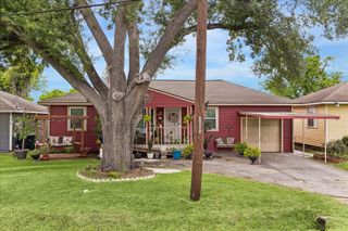 5015 Caplin Street, Houston, TX 77026