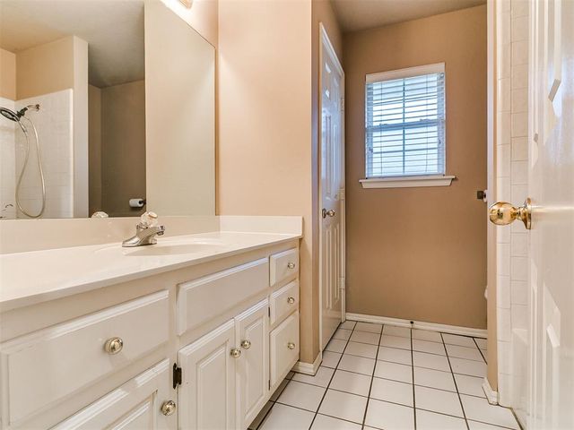 3812 Buckingham Drive, Norman, OK 73072