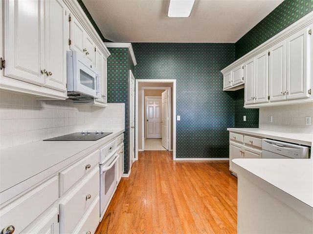 3812 Buckingham Drive, Norman, OK 73072