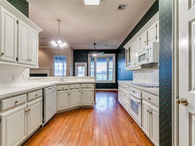 3812 Buckingham Drive, Norman, OK 73072