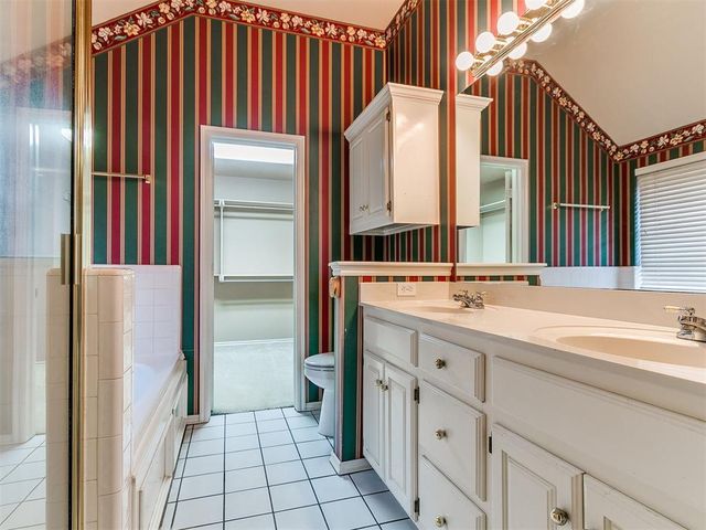 3812 Buckingham Drive, Norman, OK 73072