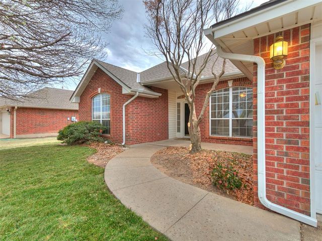 3812 Buckingham Drive, Norman, OK 73072