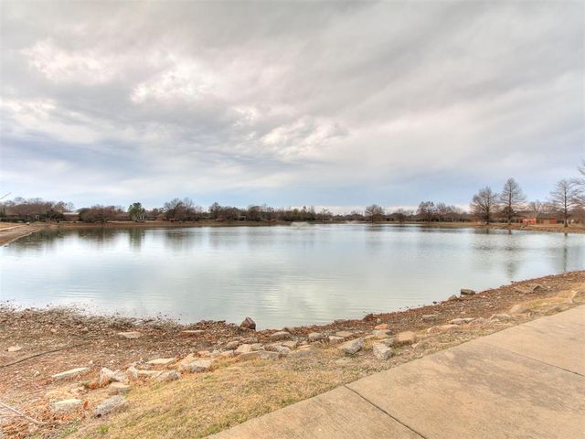 3812 Buckingham Drive, Norman, OK 73072