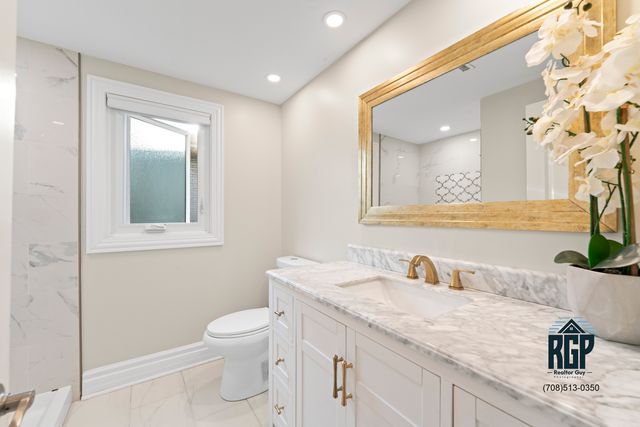 7705 Sycamore Drive, Orland Park, IL 60462