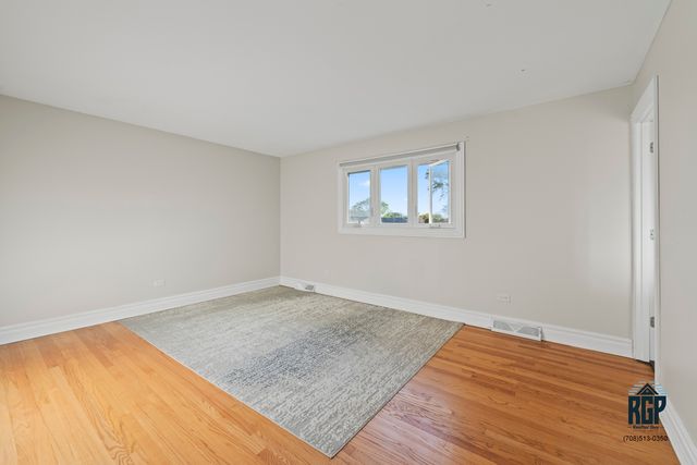 7705 Sycamore Drive, Orland Park, IL 60462