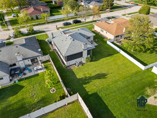 7705 Sycamore Drive, Orland Park, IL 60462
