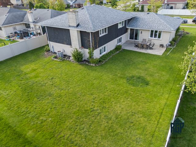 7705 Sycamore Drive, Orland Park, IL 60462