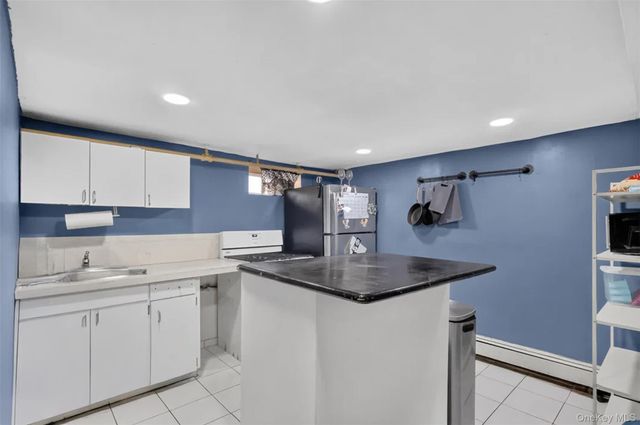 1069 Phoebe Street, Franklin Square, NY 11010