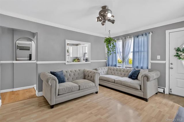 1069 Phoebe Street, Franklin Square, NY 11010