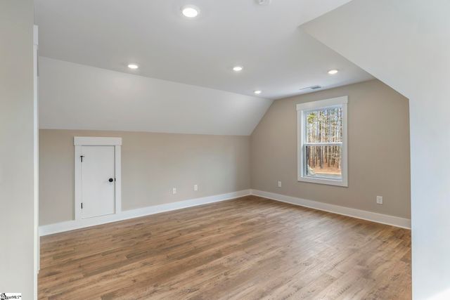 515 Ritchie Road, Fountain Inn, SC 29644